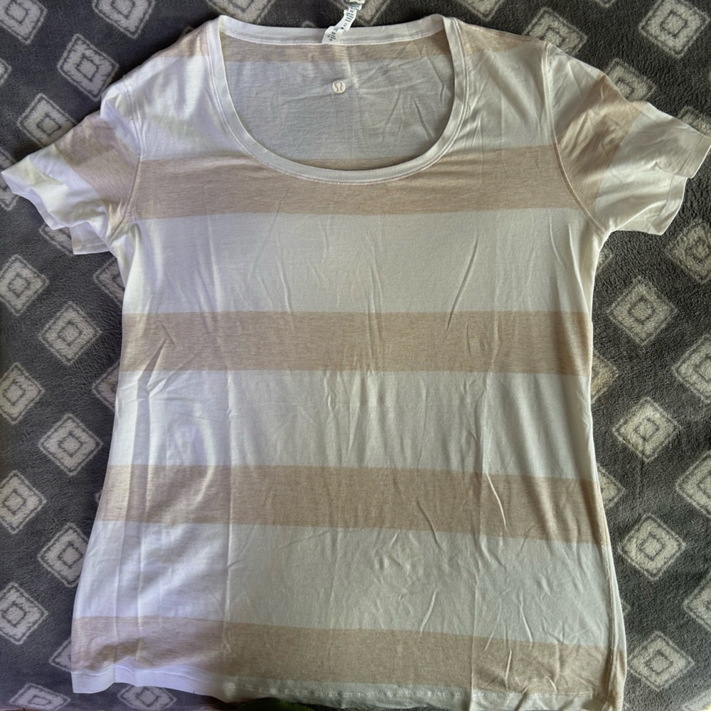 LuLu Lemon t-shirt size 12
